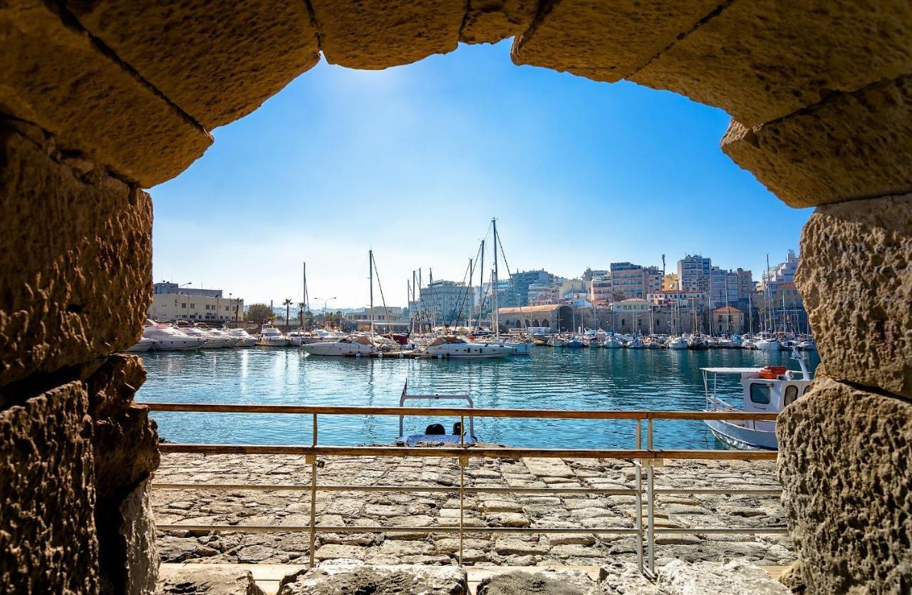 100 négyzetméteres, 2 hálószobás Apartman 1 fürdőszobával Heraklion területén Kültér fotó